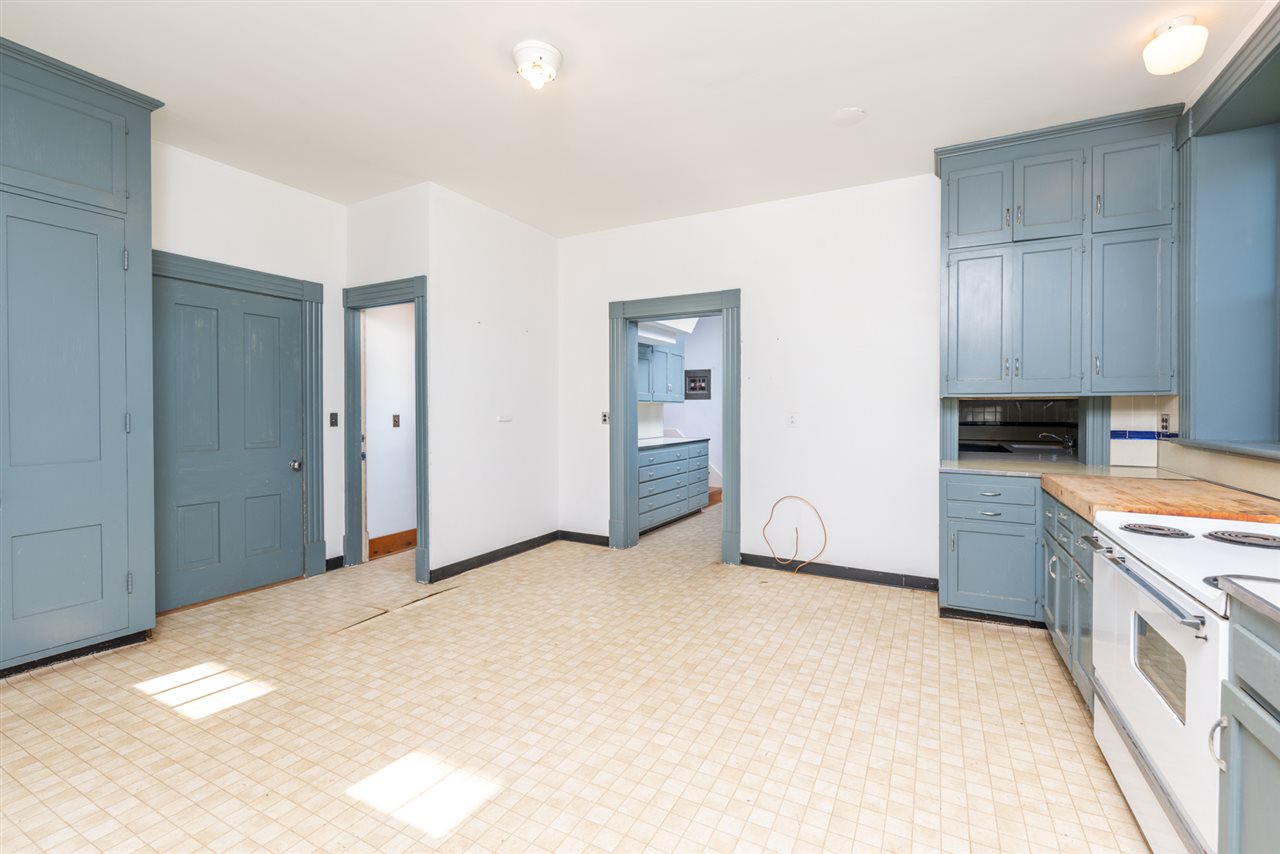 2534 Glebe School Road Swoope, VA 24479 - Photo 13 of 50 a view of a kitchen with a sink