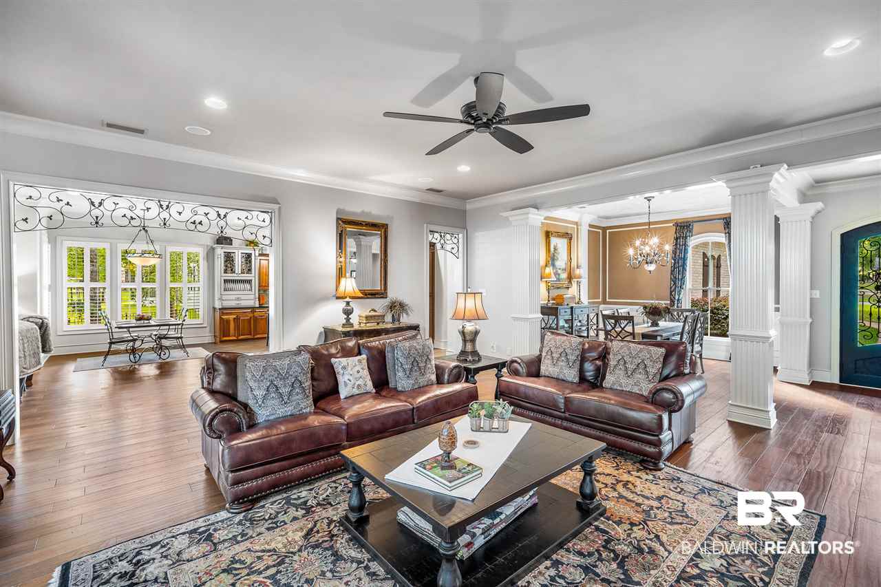 11171 Redfern Road Daphne, AL 36526 - Photo 6 of 50 Living Room