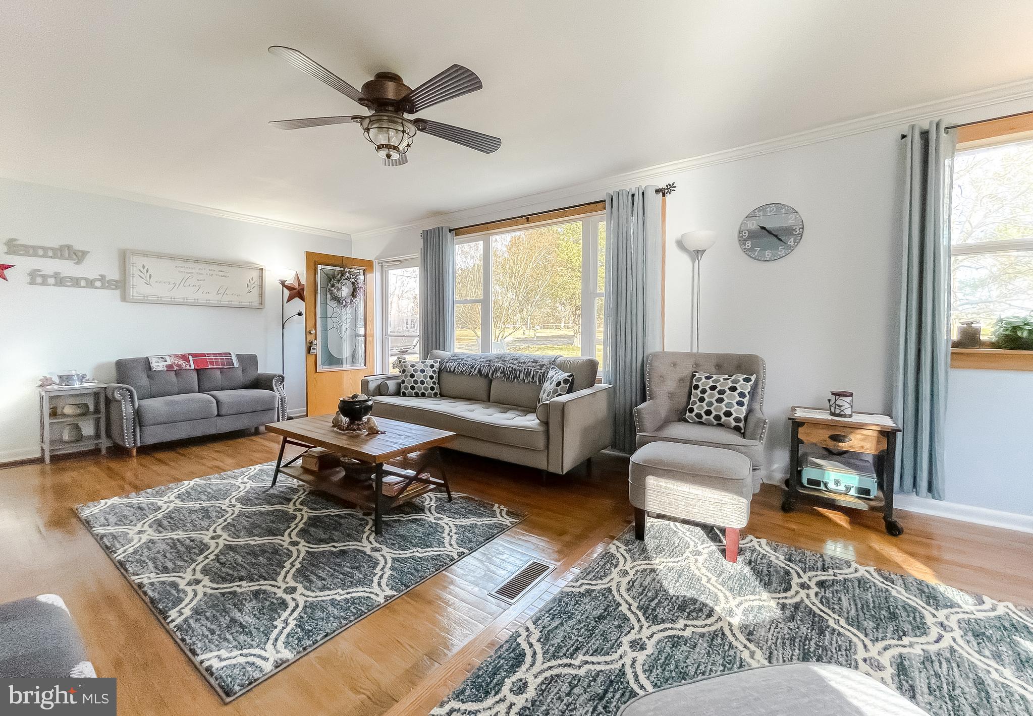 40325 Busy Corner Road Leonardtown, MD 20650 - Photo 11 of 33 Lots of natural light