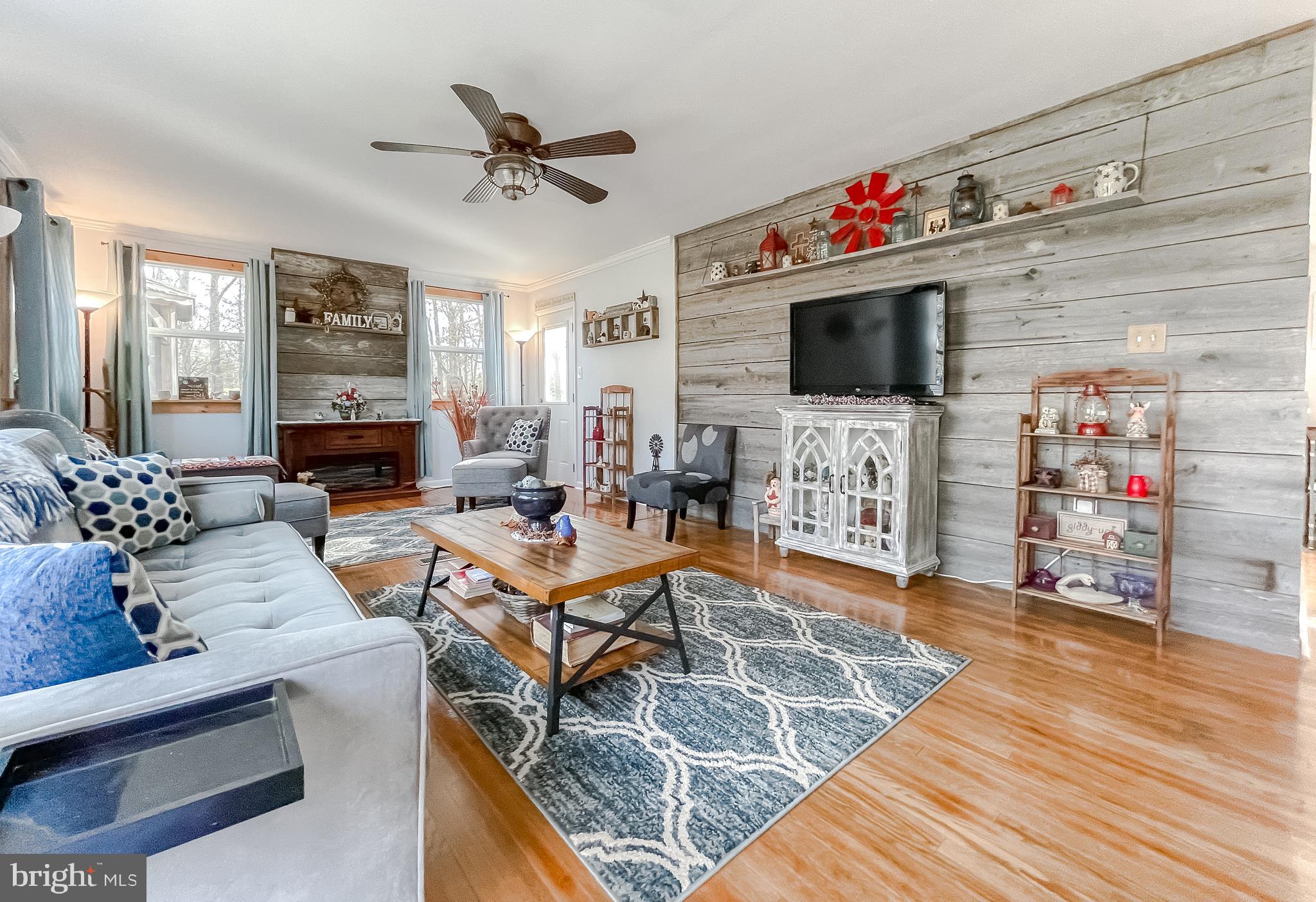 40325 Busy Corner Road Leonardtown, MD 20650 - Photo 6 of 33 Living Room