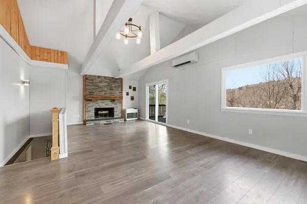$3,499 | 25 Hilltop Drive, Newbury, NH 03255