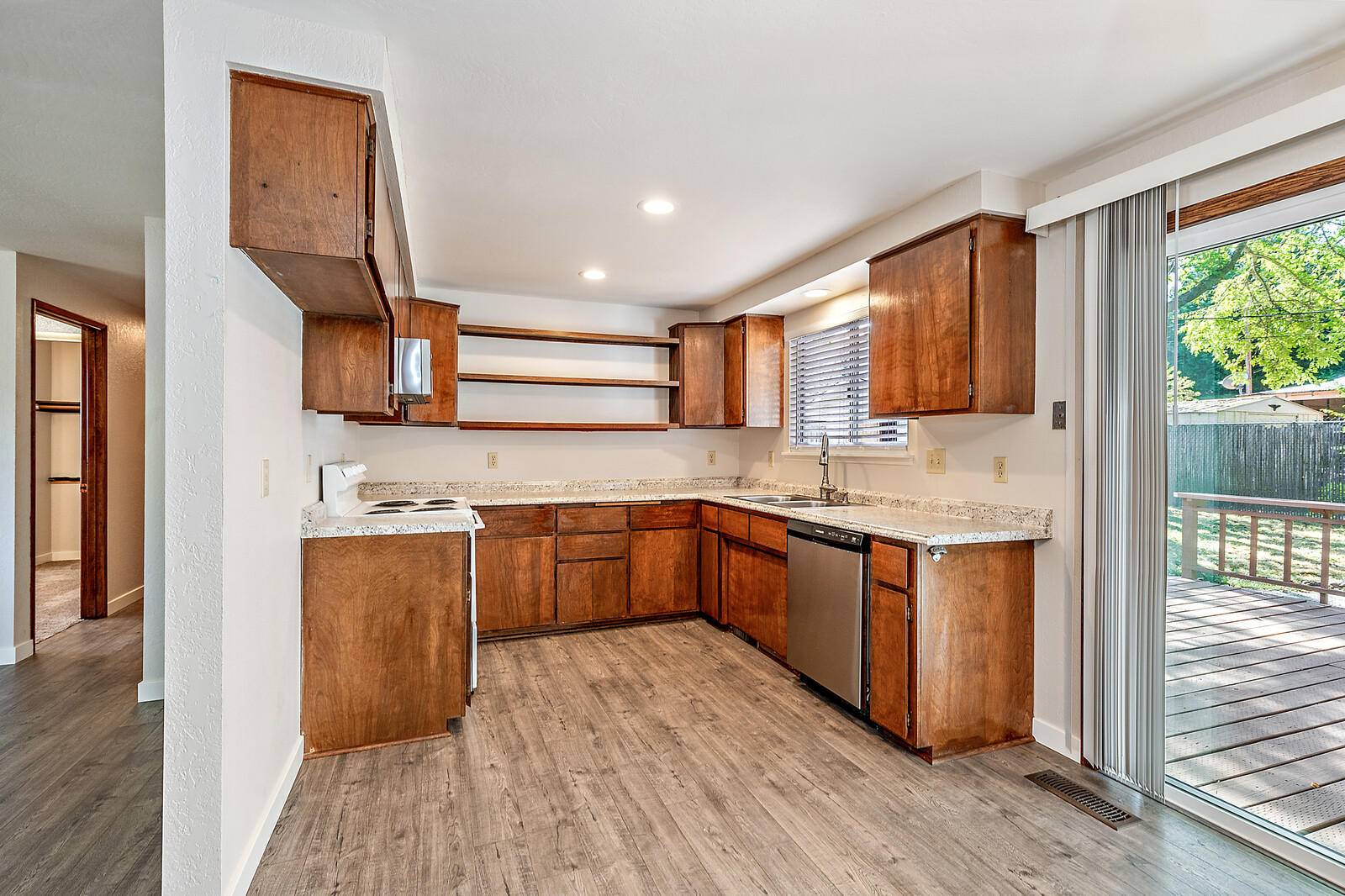 478 David Way Talent, OR 97540 - Photo 25 of 44 26_DW_26_mls