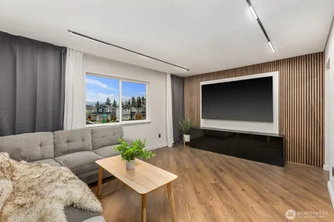 $699,000 | 31129 Cobble Hl Drive Southeast, Sultan, WA 98294