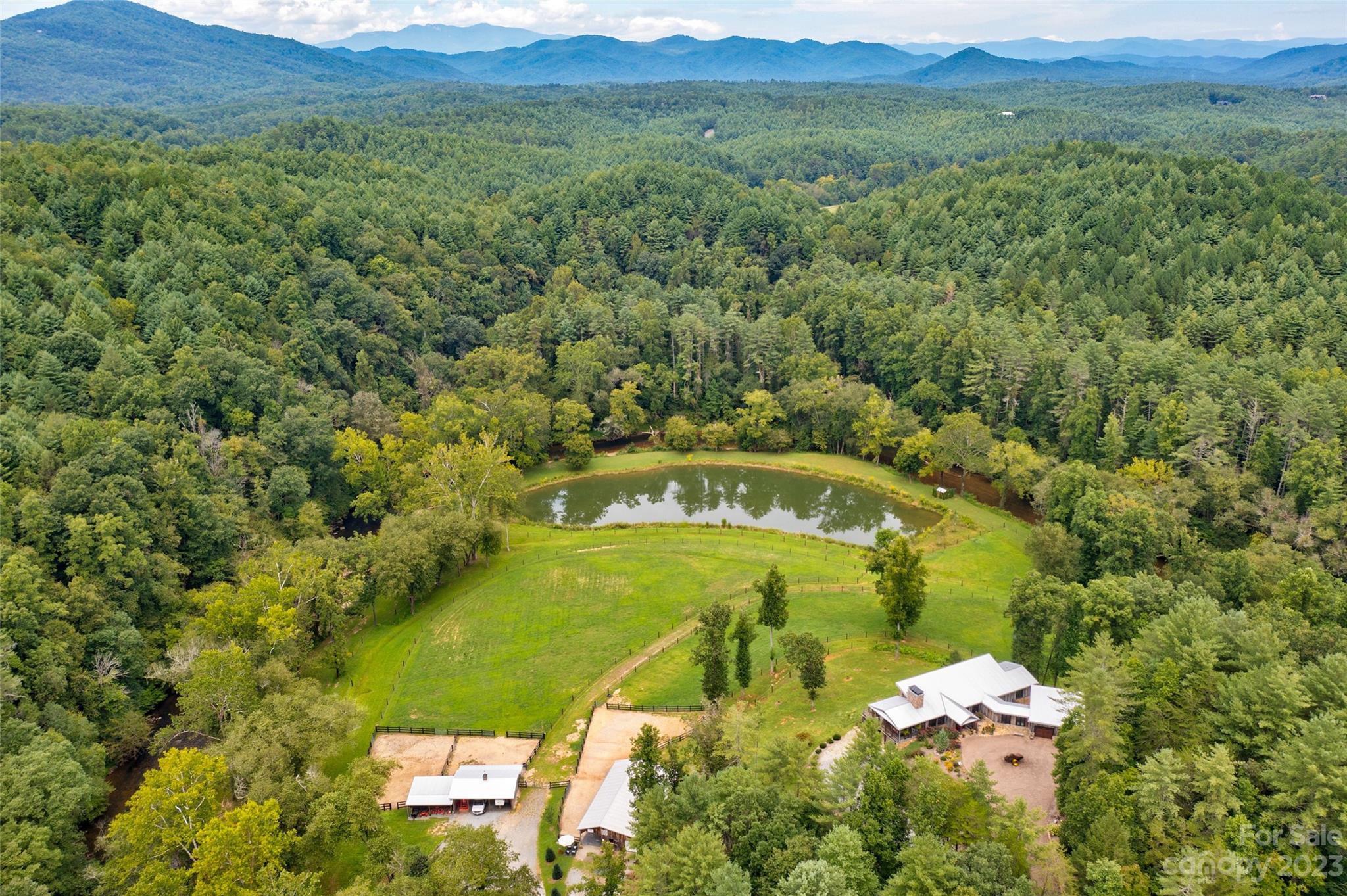 5710 Wolf Ridge Way Lenoir, NC 28645 - Photo 3 of 48 Gallery Image 3