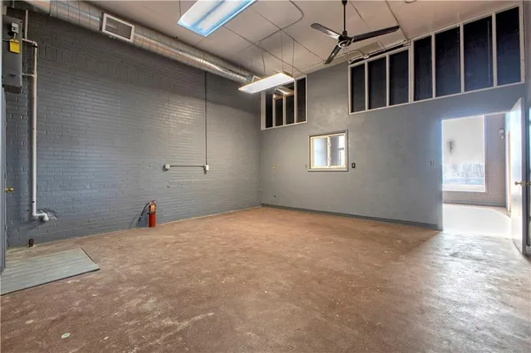 $2,500 | 6781 State Route 30, Jeannette, PA 15644