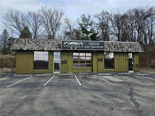 $2,500 | 6781 State Route 30, Jeannette, PA 15644