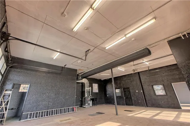 $2,500 | 6781 State Route 30, Jeannette, PA 15644