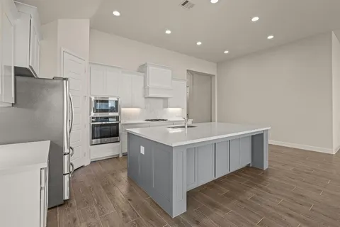 $535,000 | 5716 Turner May Drive, Fort Worth, TX 76126