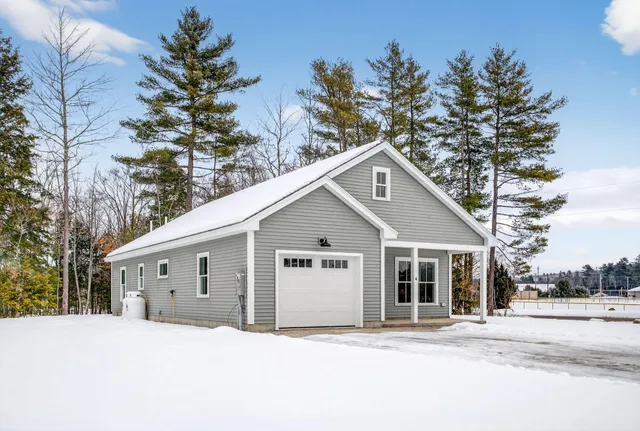 $485,600 | 4 Brightons Way, Poland, ME 04274