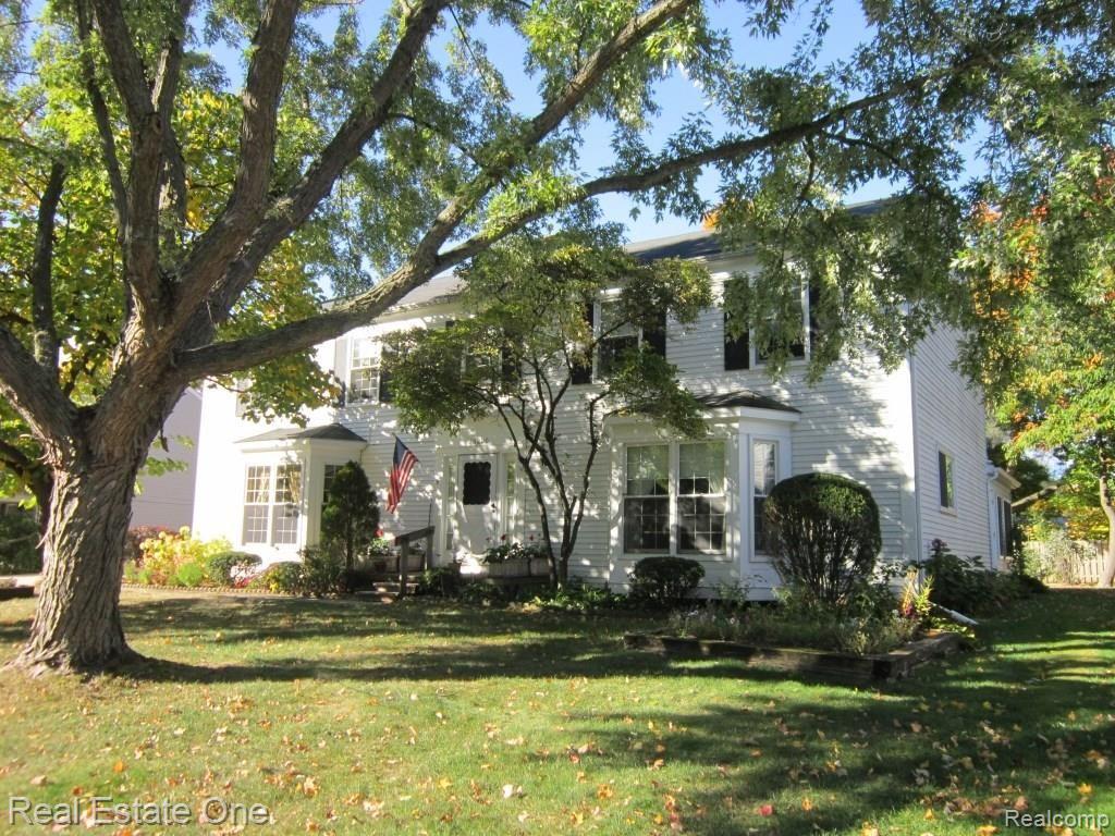 36200 Fredericksburg Road Farmington Hills, MI 48331 - Photo 2 of 35