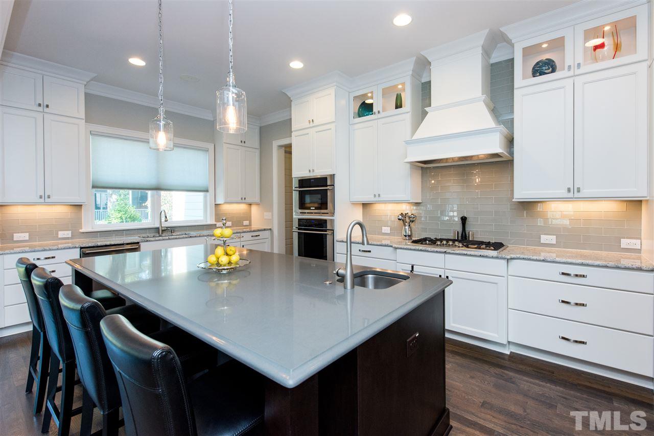 5217 Woodall Way Raleigh, NC 27613 - Photo 7 of 25