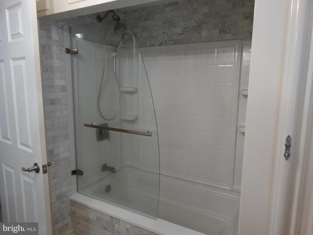 726 North Manor Road Elverson, PA 19520 - Photo 14 of 28 Gallery Image 14