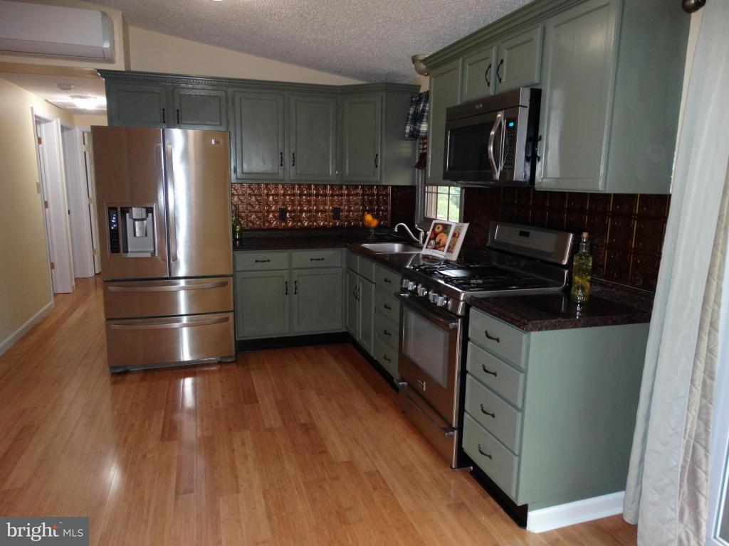 726 North Manor Road Elverson, PA 19520 - Photo 4 of 28 Gallery Image 4