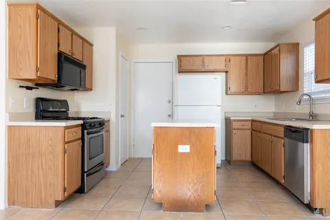 $299,900 | 1705 Sylvia Lane, Round Rock, TX 78681