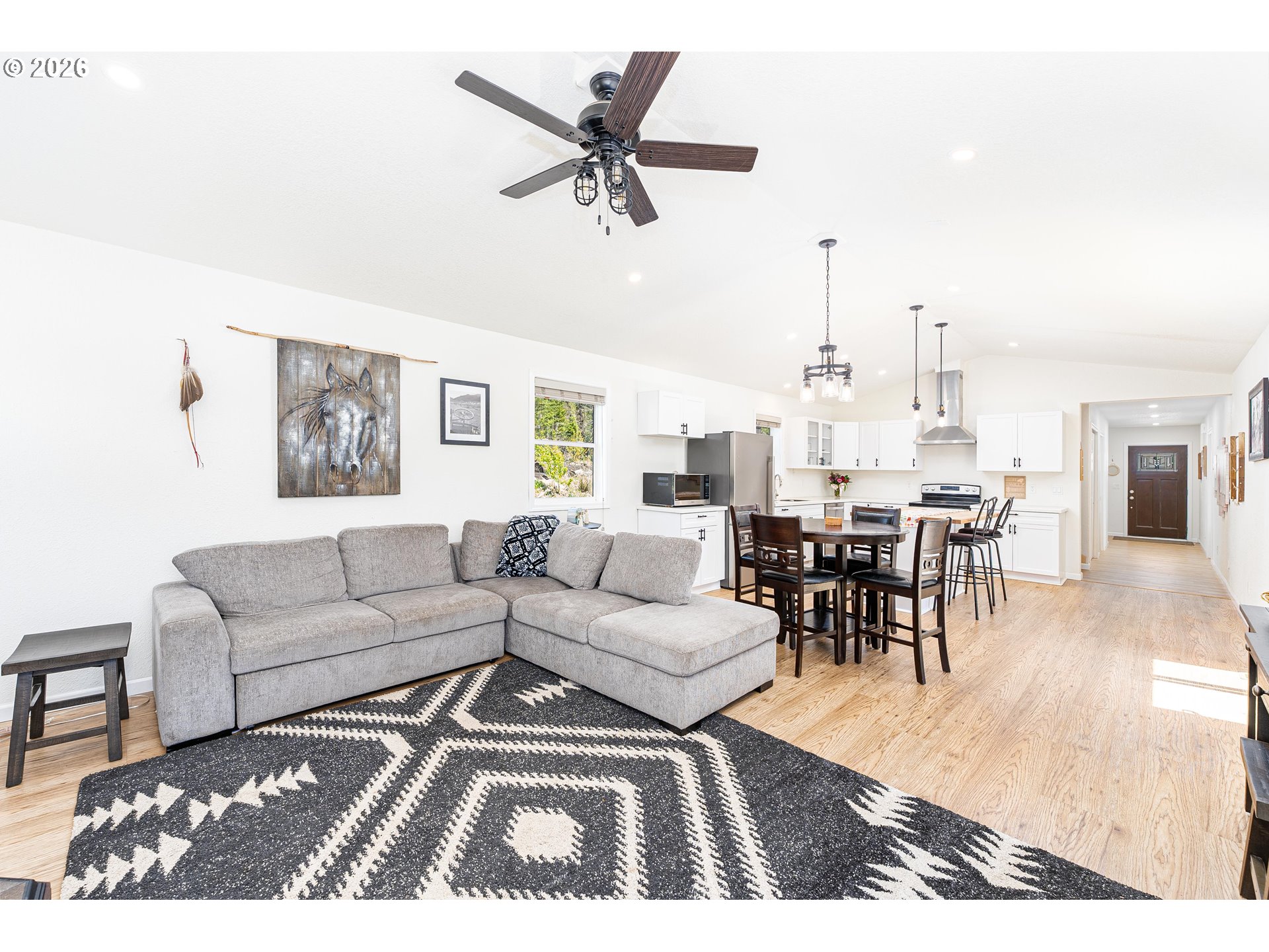 210 Detroit Road South Detroit, OR 97342 - Photo 17 of 29 Living Room/Dining Room