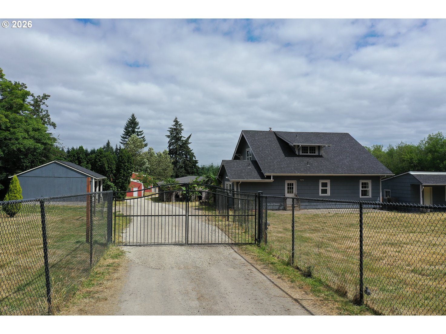 7975 Southwest Norwood Road Tualatin, OR 97062 - Photo 6 of 30