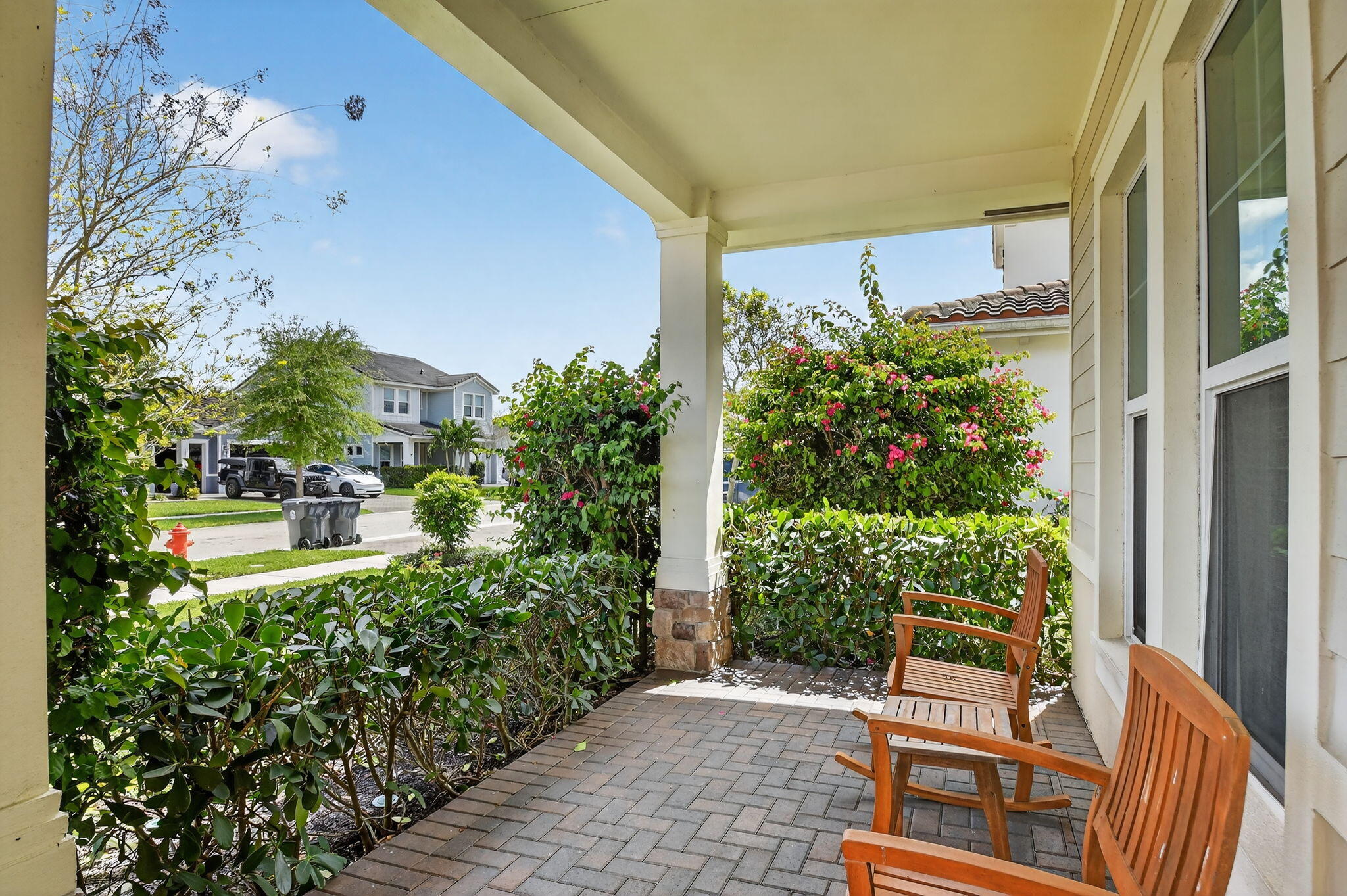 1055 Ember Ridge Run Loxahatchee, FL 33470 - Photo 6 of 103 6-web-or-mls-DSC_7728