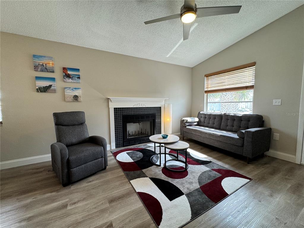 3811 59th Avenue West, Unit 3811 Bradenton, FL 34210 - Photo 6 of 36