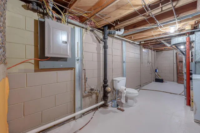 $205,000 | 305 South Clark Street, Thorp, WI 54771