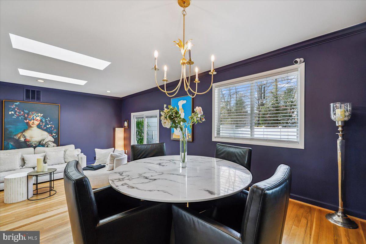 11700 Seven Locks Road Potomac, MD 20854 - Photo 6 of 44 DINING