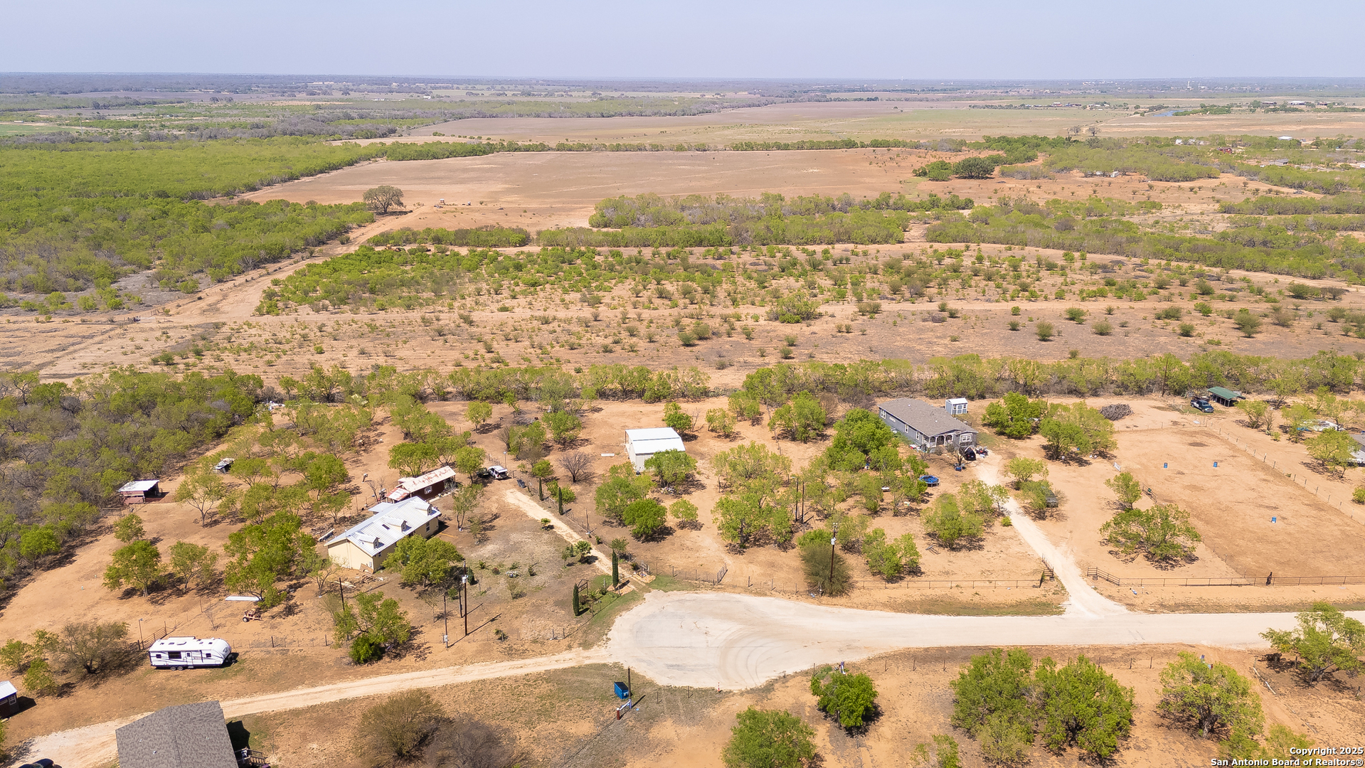128 County Road 2672 Devine, TX 78016 - Photo 29 of 44 a view of an ocean
