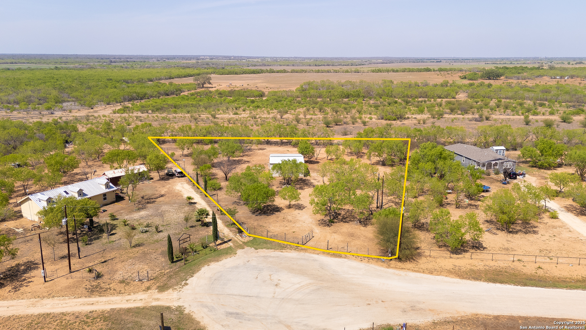128 County Road 2672 Devine, TX 78016 - Photo 44 of 44 a view of an ocean view