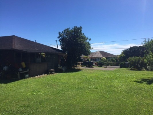 4161 Omao Road Koloa, HI 96756 - Photo 3 of 22 a view of a backyard of the house