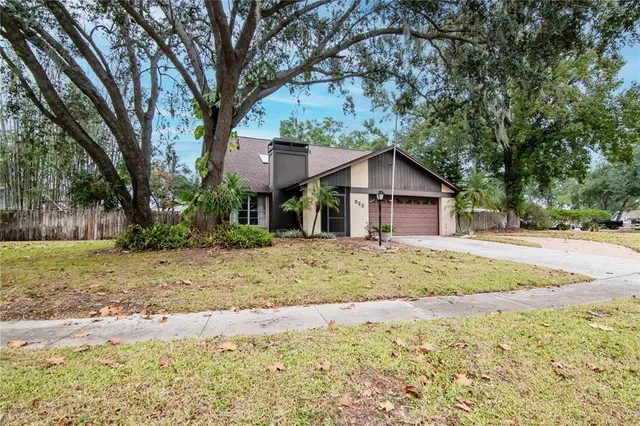 $370,000 | 522 Hilldale Road, Brandon, FL 33510