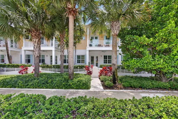 $1,450,000 | 131 Inlet Waters Circle, Jupiter, FL 33477