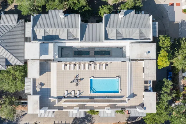 a en suite bathroom with a sink and a mirror