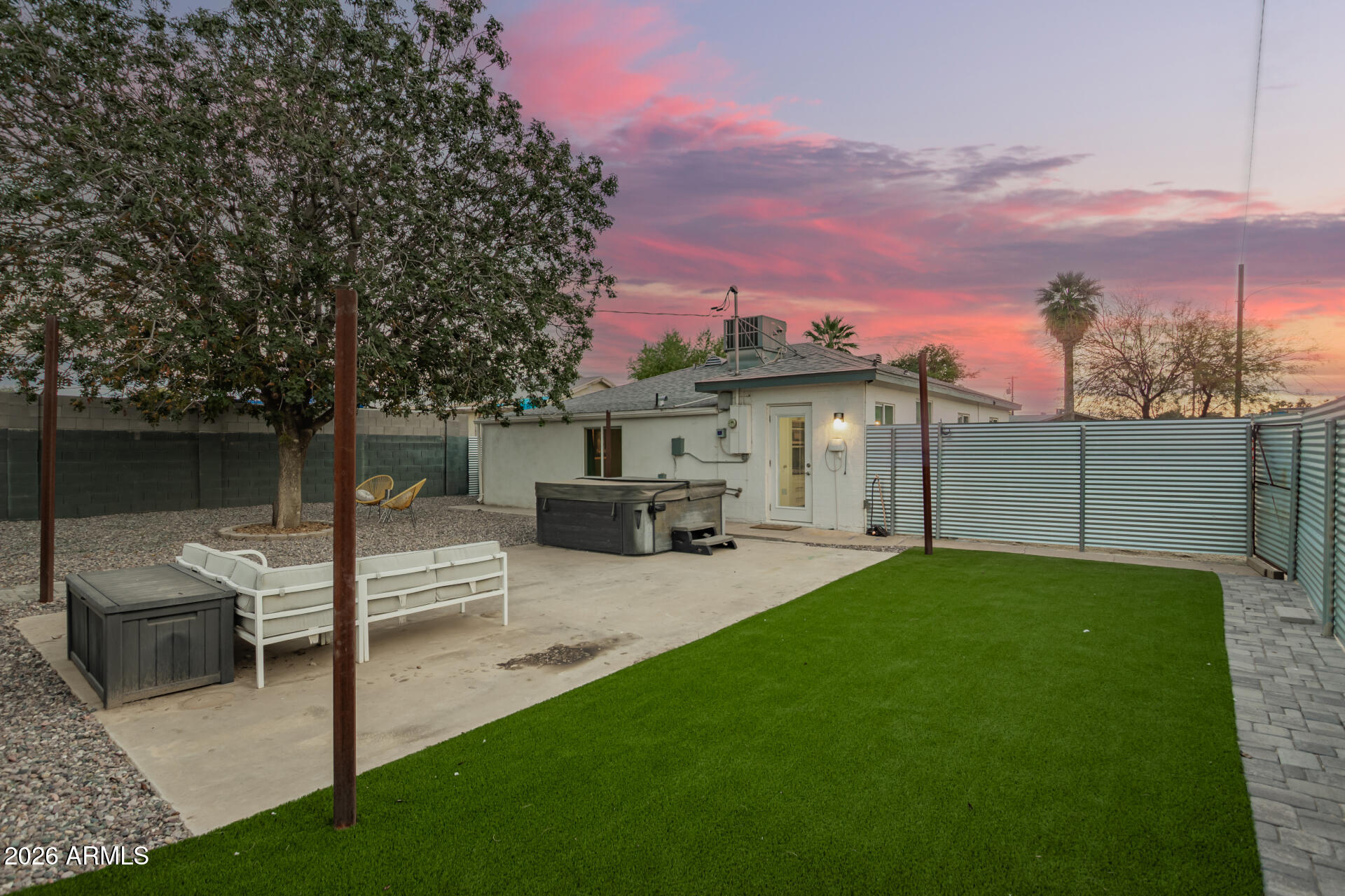 1328 East Weldon Avenue Phoenix, AZ 85014 - Photo 5 of 15 Weldon-5