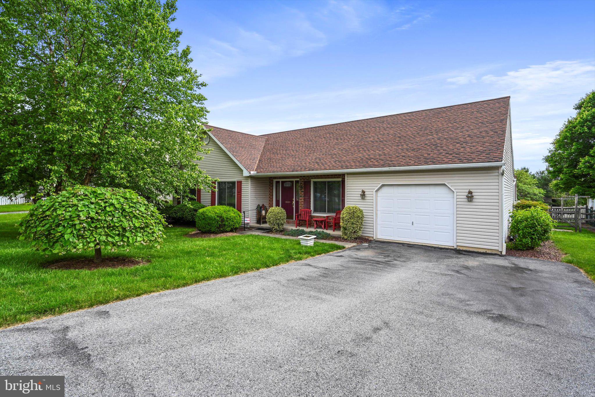1008 Dallas Road Reading, PA 19605 - Photo 1 of 32 Gallery Image 1