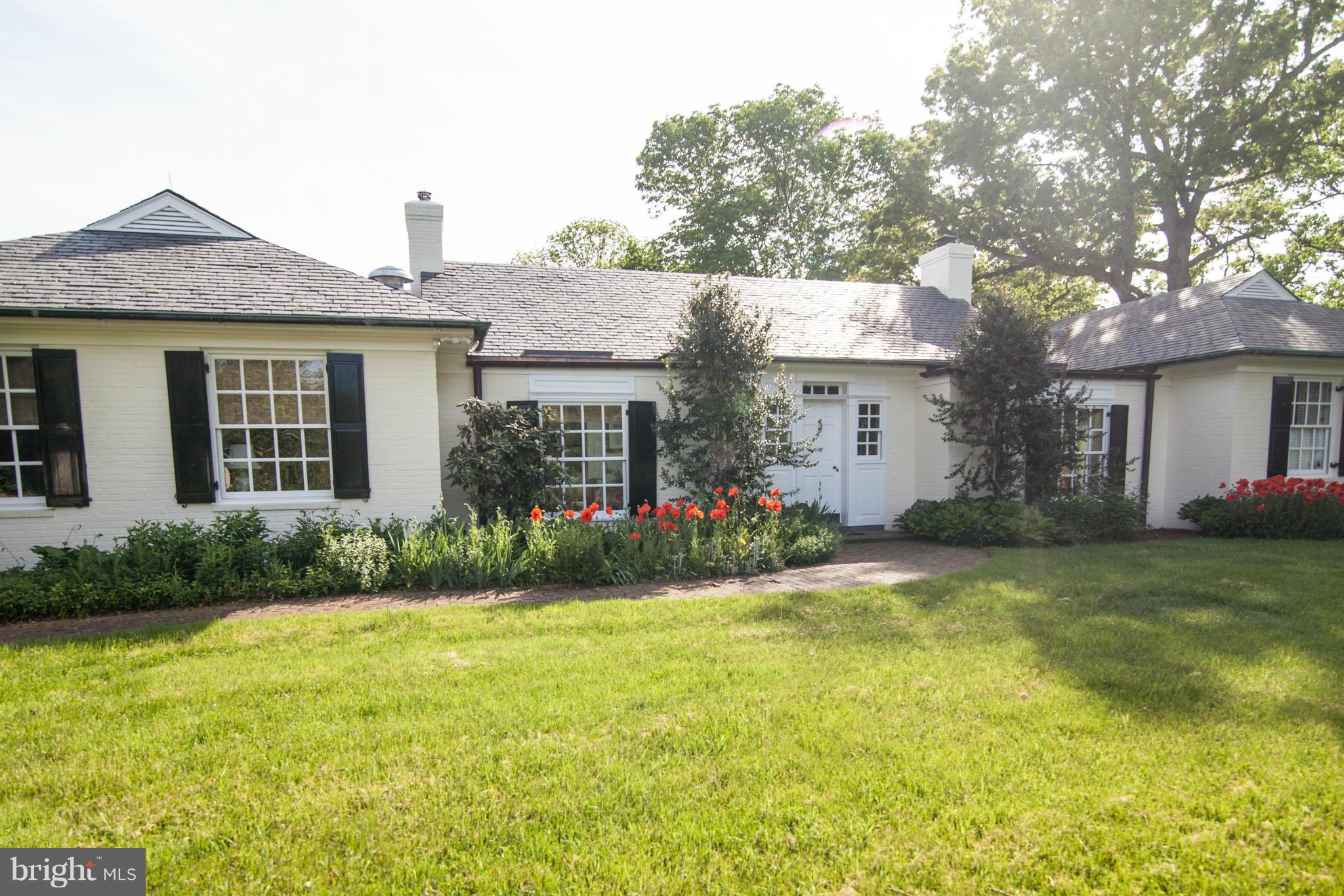 23377 Kirk Branch Road Middleburg, VA 20117 - Photo 3 of 30 Exterior (Front)