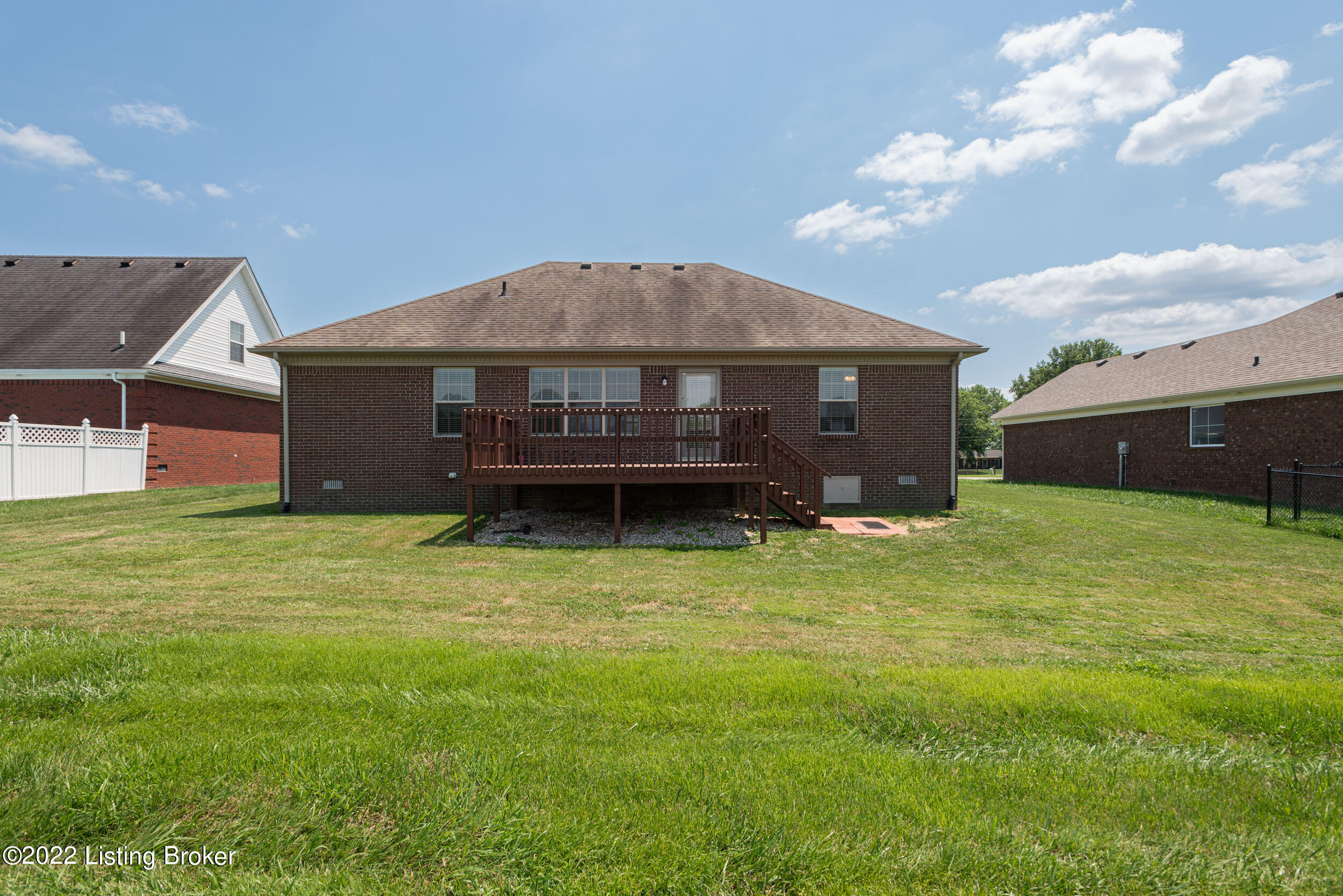106 Ruth Lane Bardstown, KY 40004 - Photo 26 of 33 106RuthLane_1034