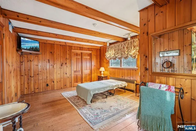 $1,079,000 | 170 Hickory Avenue, Tenafly, NJ 07670