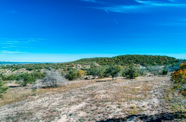 $785,375 | 538 Hidden Hills Ranch Road East, Kerrville, TX 78028