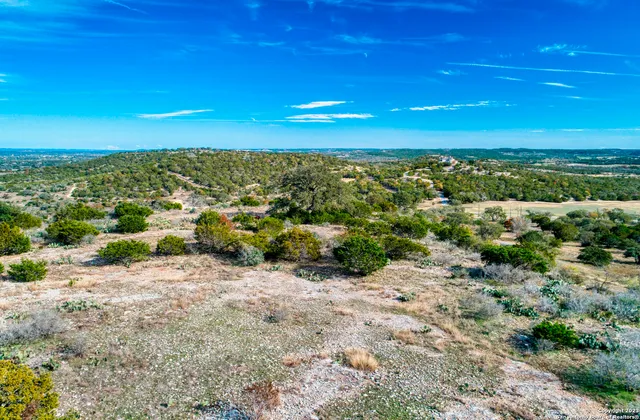 $785,375 | 538 Hidden Hills Ranch Road East, Kerrville, TX 78028