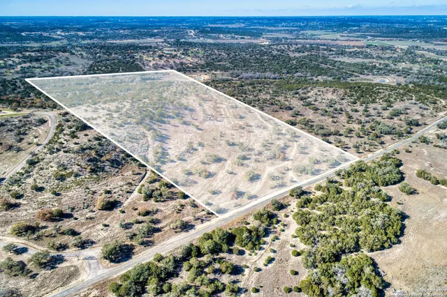 $785,375 | 538 Hidden Hills Ranch Road East, Kerrville, TX 78028