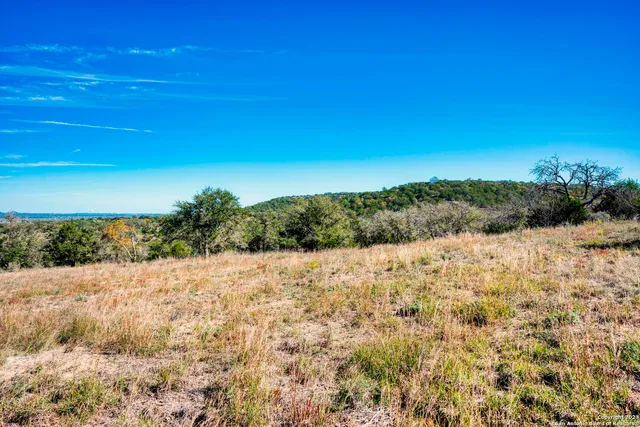 $785,375 | 538 Hidden Hills Ranch Road East, Kerrville, TX 78028