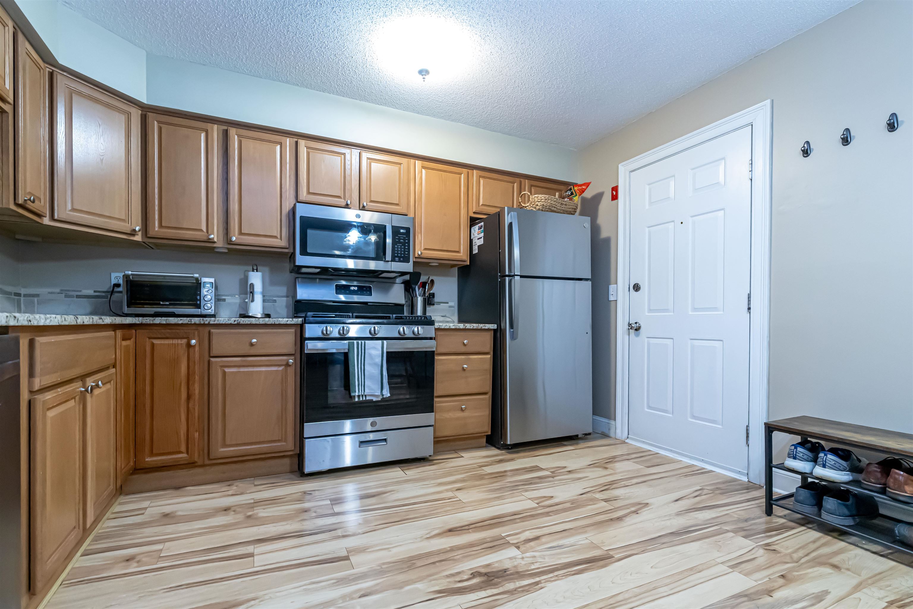 50 Brookside Drive, Unit J7 Exeter, NH 03833 - Photo 23 of 28