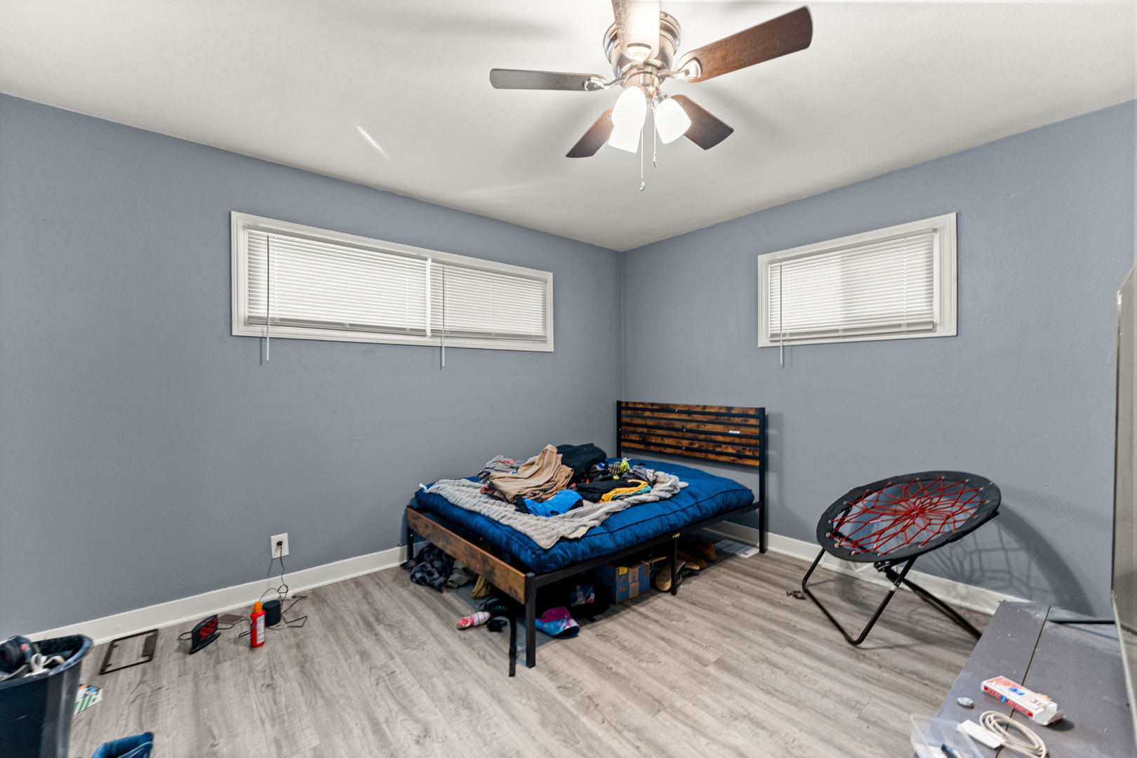 17831 Community Street Lansing, IL 60438 - Photo 11 of 22 a living room with furniture and a window