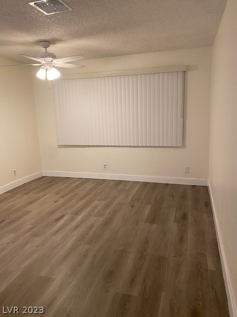 4350 Caliente Street Las Vegas, NV 89119 - Photo 4 of 7