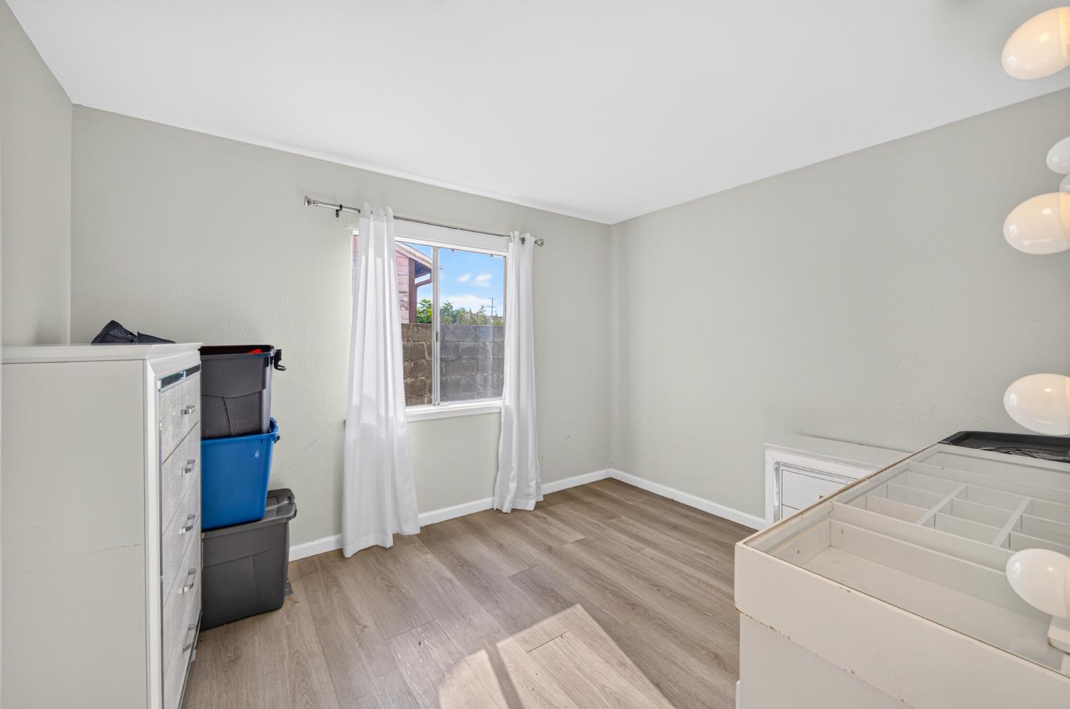 238 Fitzpatrick Road Oakland, CA 94603 - Photo 14 of 23 Gallery Image 14