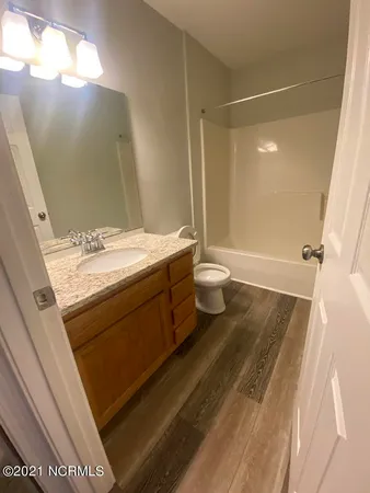 $1,300 | 265 North Front Street, Unit 203, Wilmington, NC 28401