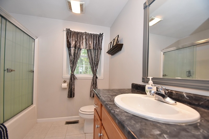 28 Harris Road Windham, NH 03087 - Photo 14 of 26