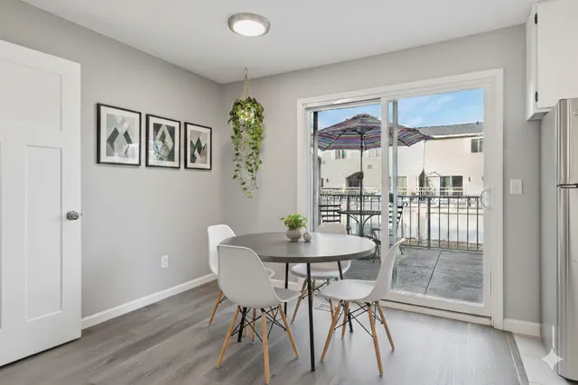 $217,500 | 1479 Goodwin Avenue North, Oakdale, MN 55128