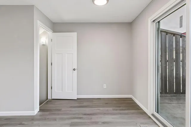 $217,500 | 1479 Goodwin Avenue North, Oakdale, MN 55128