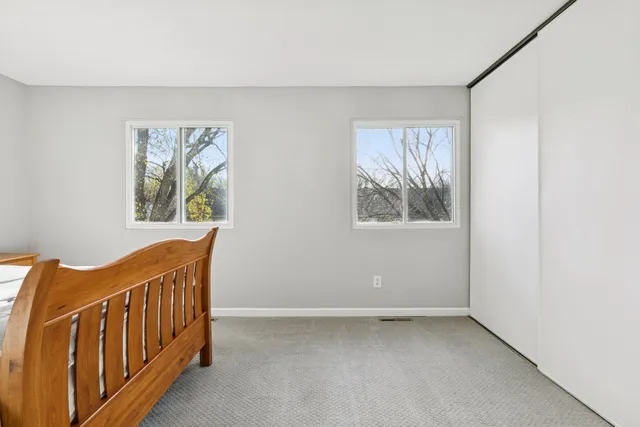 $217,500 | 1479 Goodwin Avenue North, Oakdale, MN 55128