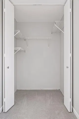 $217,500 | 1479 Goodwin Avenue North, Oakdale, MN 55128