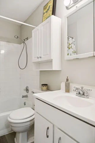 $217,500 | 1479 Goodwin Avenue North, Oakdale, MN 55128